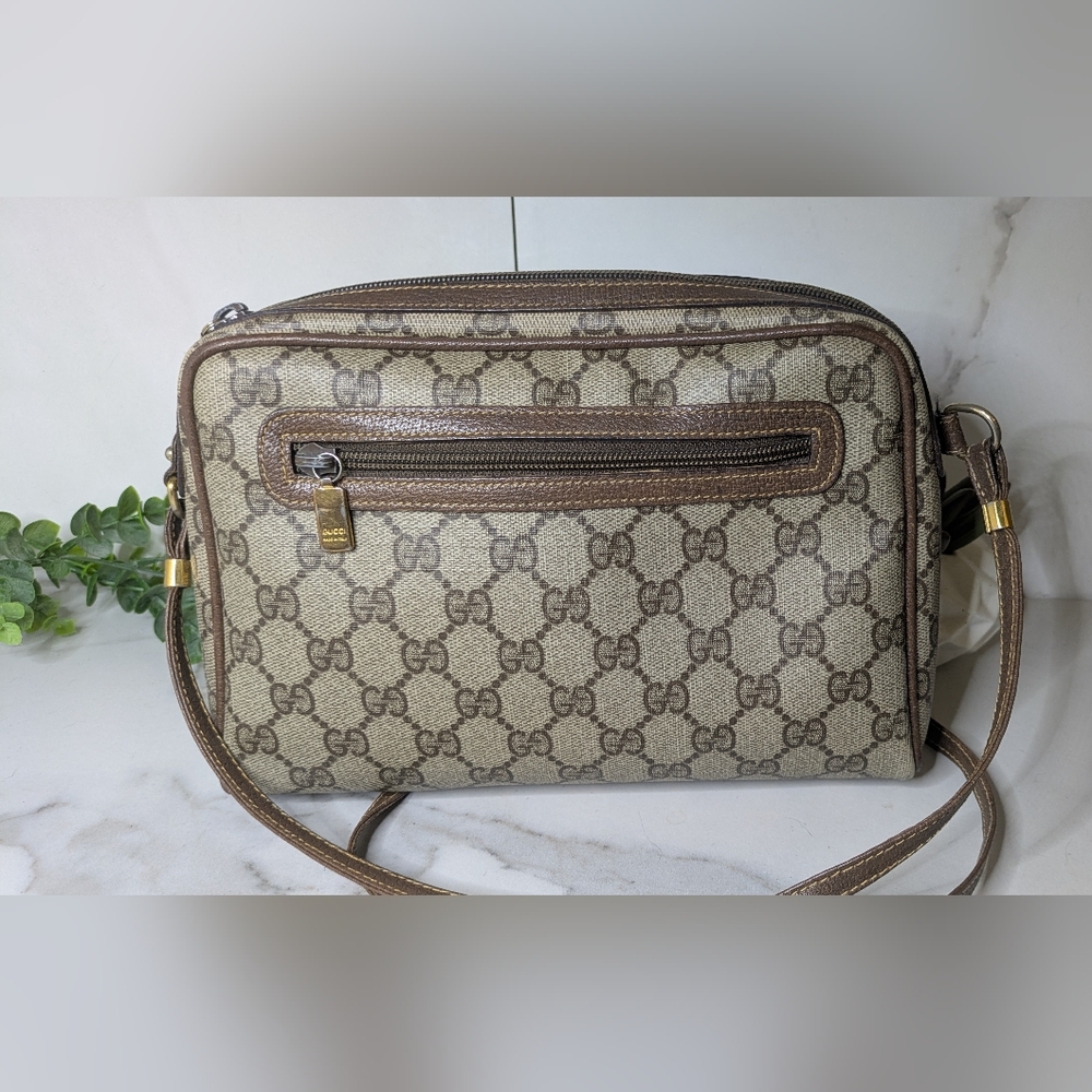 Vintage Authentic GUCCI Crossbody Bag
